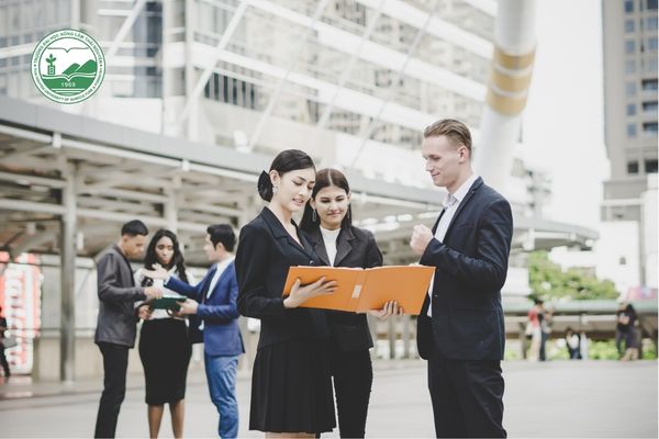Cơ hội việc làm ngành quản lý đất đai tại các doanh nghiệp, công ty tư nhân