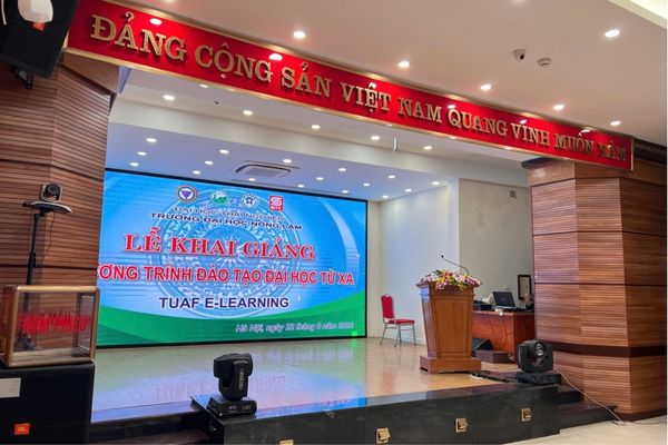 Hình ảnh lễ khai giảng chương trình đào tạo từ xa TUAF E-Learning năm 2026 tại Hà Nội