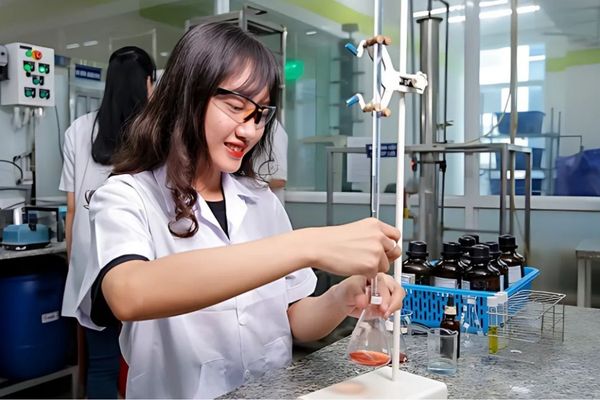 Việc tìm hiểu các tố chất học Quản lý tài nguyên và môi trường giúp bạn xác định ngành học có phù hợp